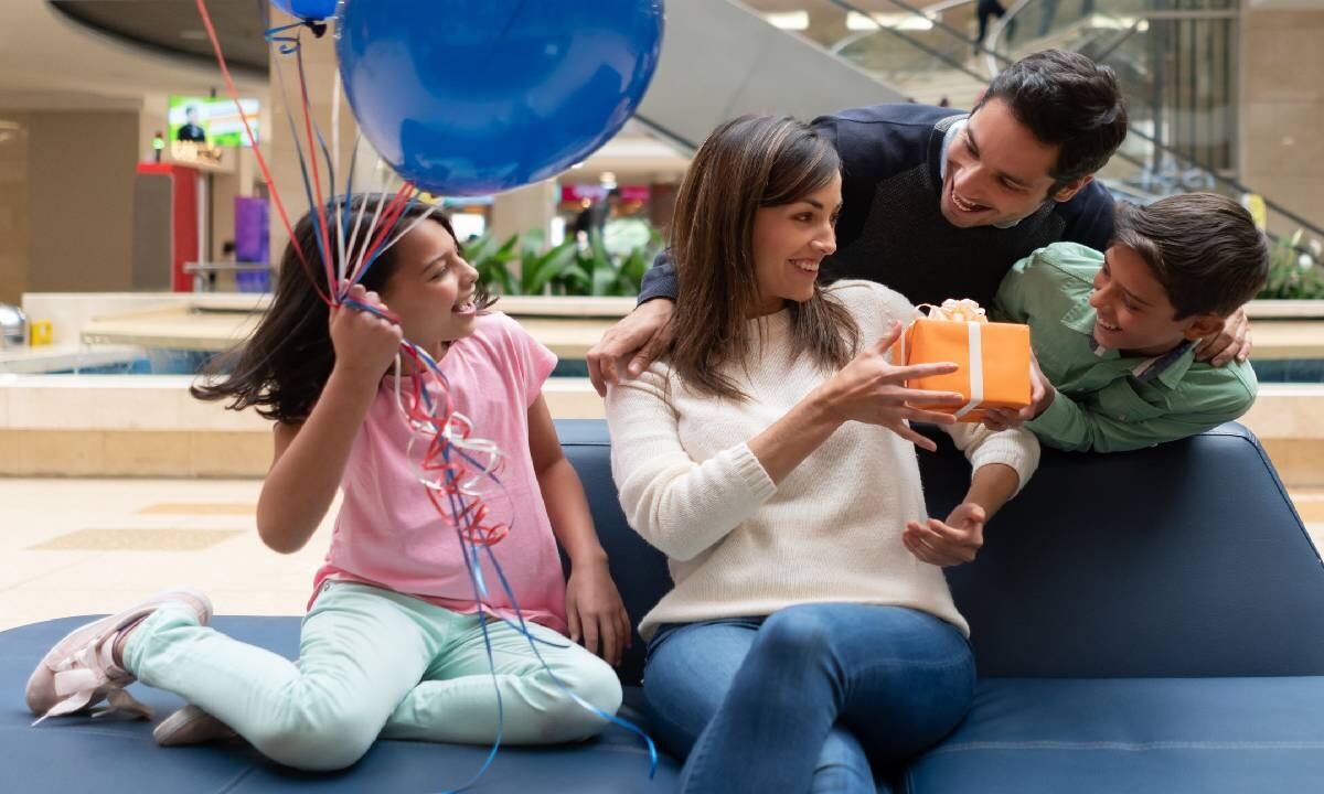 Los comerciantes tienen la fe puesta en el primer día sin IVA del año.