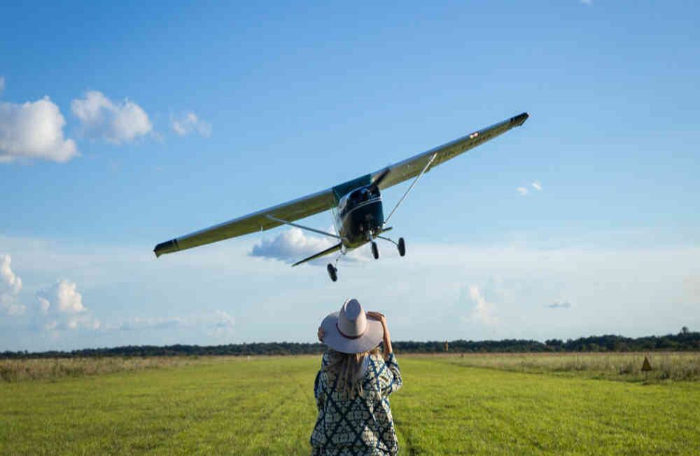 Sobrevuelo de un Cessna 172. Hato San Pablo, Casanare..- Andrés Gómez.