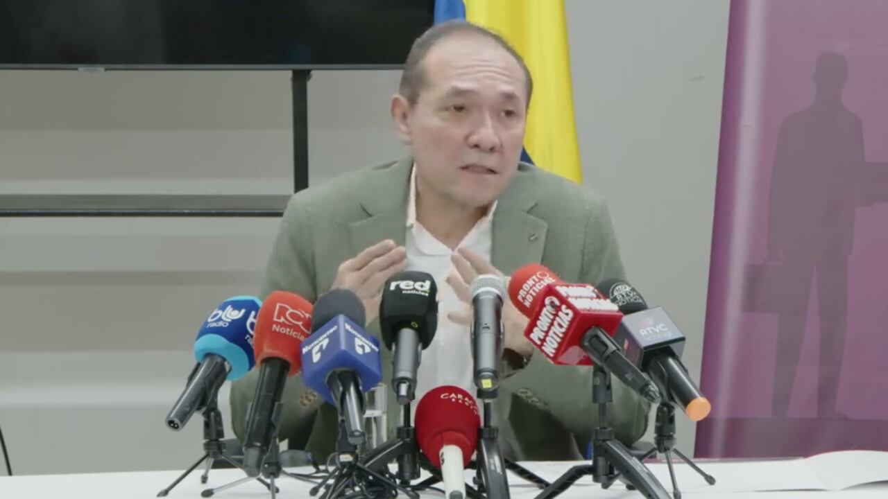 Antonio Sanguino, ministro de Trabajo, durante la presentación del cronograma de concertación del alza en el salario mínimo 2026.