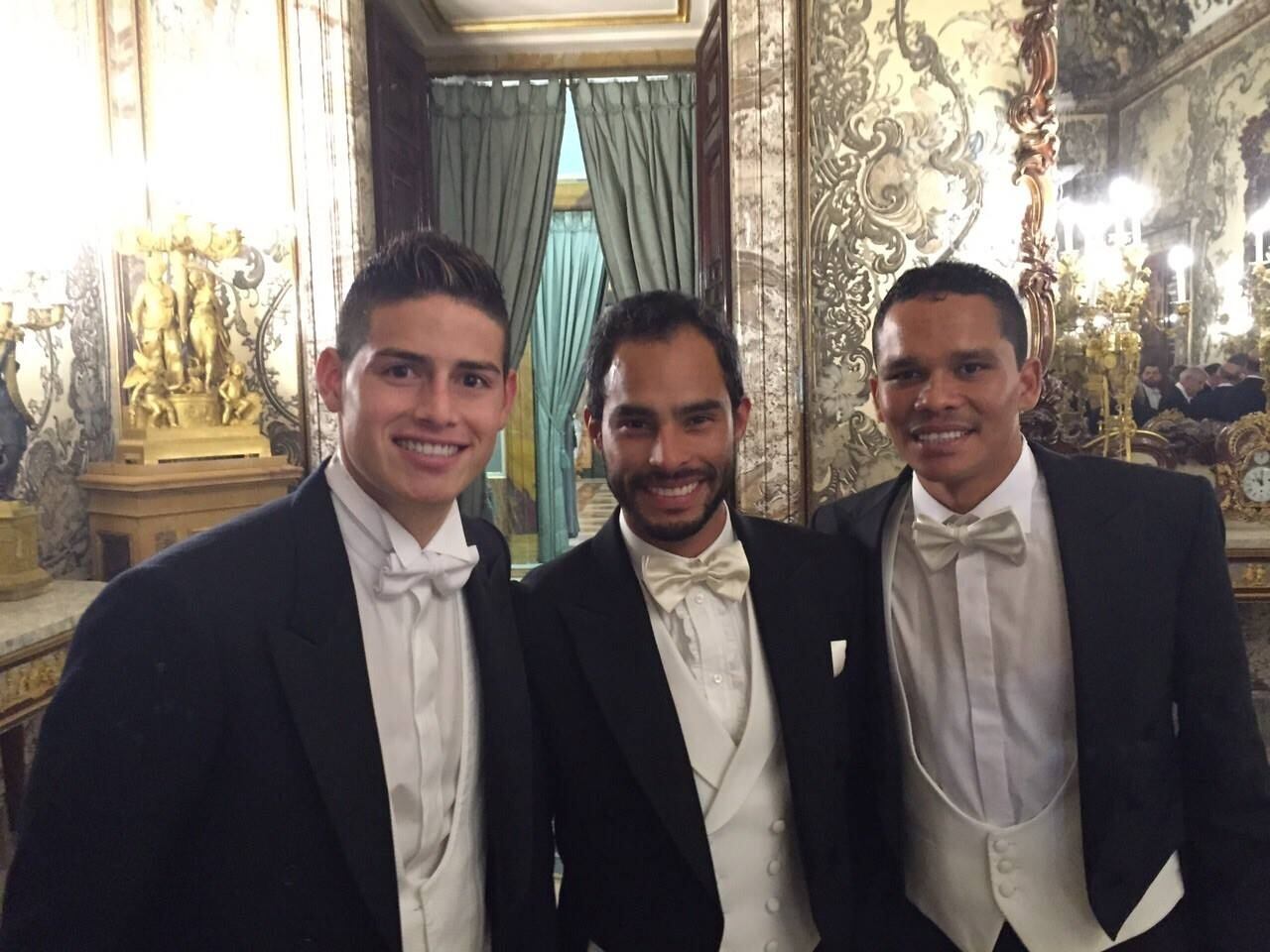 James Rodríguez, Luis Bolívar y Carlos Bacca.