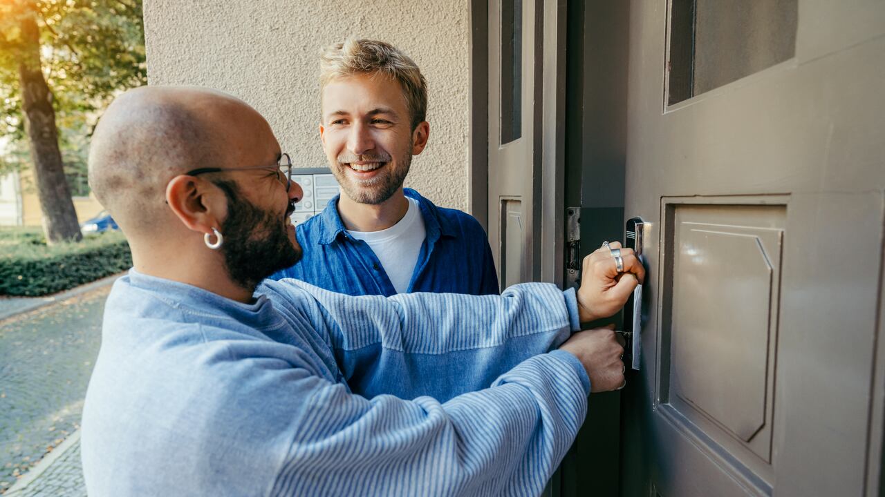 Trucos para abrir la puerta sin llaves.