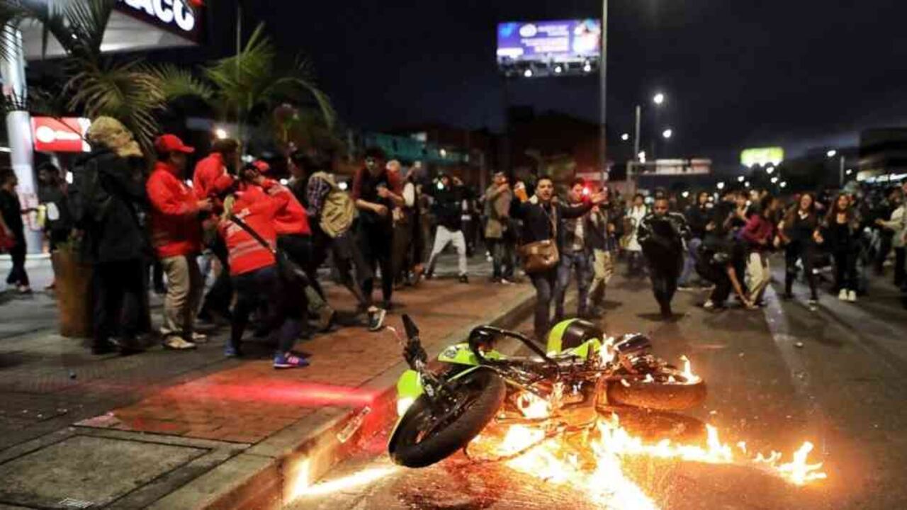 El hecho se registró en la Caracas con calle 76.