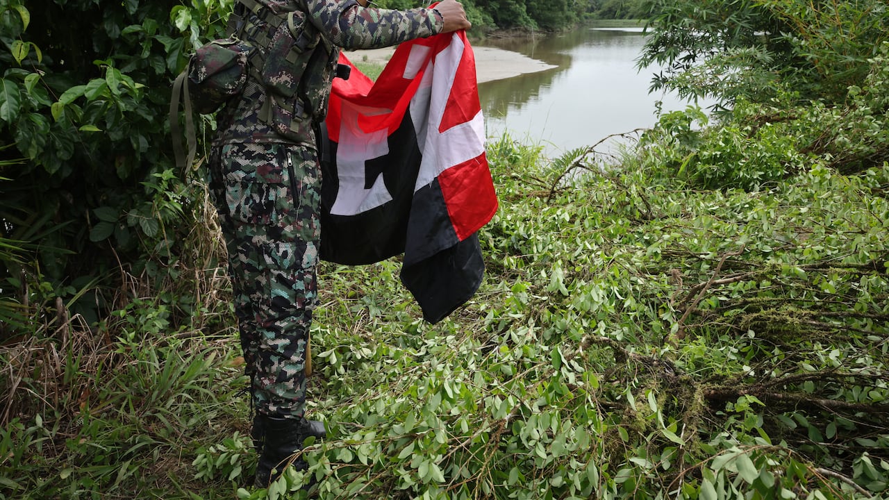 Foto referencial de la guerrilla del ELN.