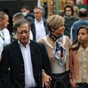 Gustavo Petro vota con su familia en Puente Aranda