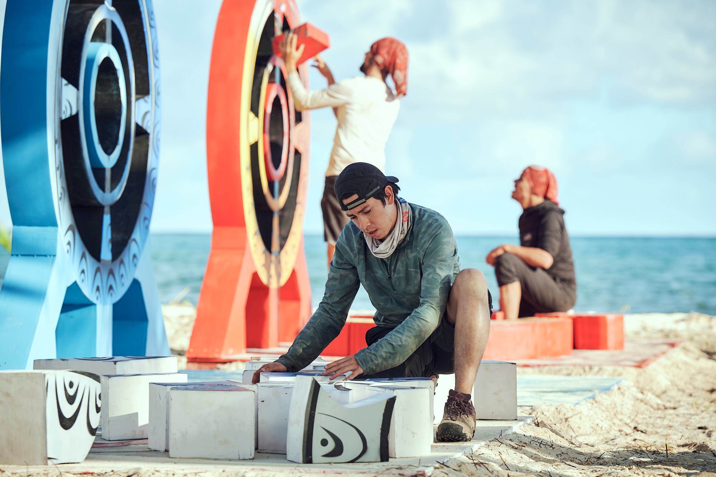 Camilo Sánchez, comediante del programa "Fuck News", sale de Survivor, La Isla de los Famosos. Foto: Fotograma, capítulo Survivor la isla de los famosos, RCN