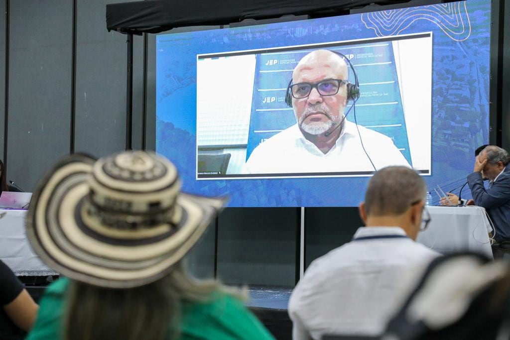 Salvatore Mancuso, excomandante paramilitar, ante la JEP.