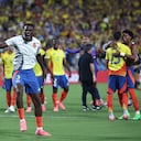 Jhon Lucumi de Colombia celebra el avance del equipo a la final después del partido semifinal de la CONMEBOL Copa América 2024 entre Uruguay y Colombia en el estadio Bank of America el 10 de julio de 2024 en Charlotte, Carolina del Norte.