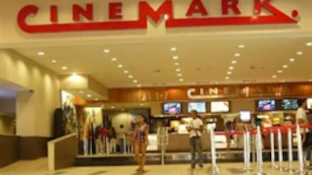 Fundada en 1984, la estadounidense Cinemark tiene salas múltiplex en toda América Latina y en Colombia tiene presencia en 12 ciudades, con al menos un centenar de salas. Es la segunda del sector con mayores ingresos, que en 2011 llegaron a $5.615 millones.