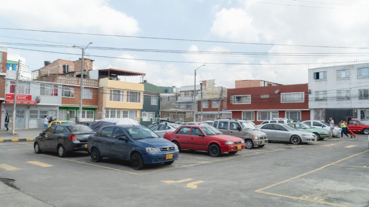 Participar en la convocatoria no generará costos para los interesados. Solamente deberán cumplir con los requisitos establecidos en el proceso, ser una organización comunitaria establecida en el sector donde se encuentra el estacionamiento.