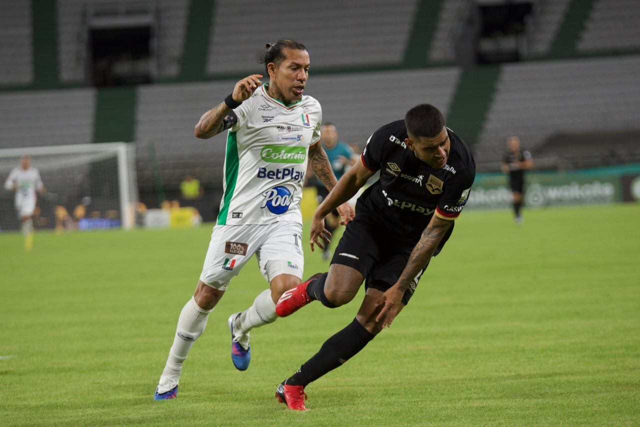 Once Caldas venció a Internacional de Bogotá en casa por 2-1.