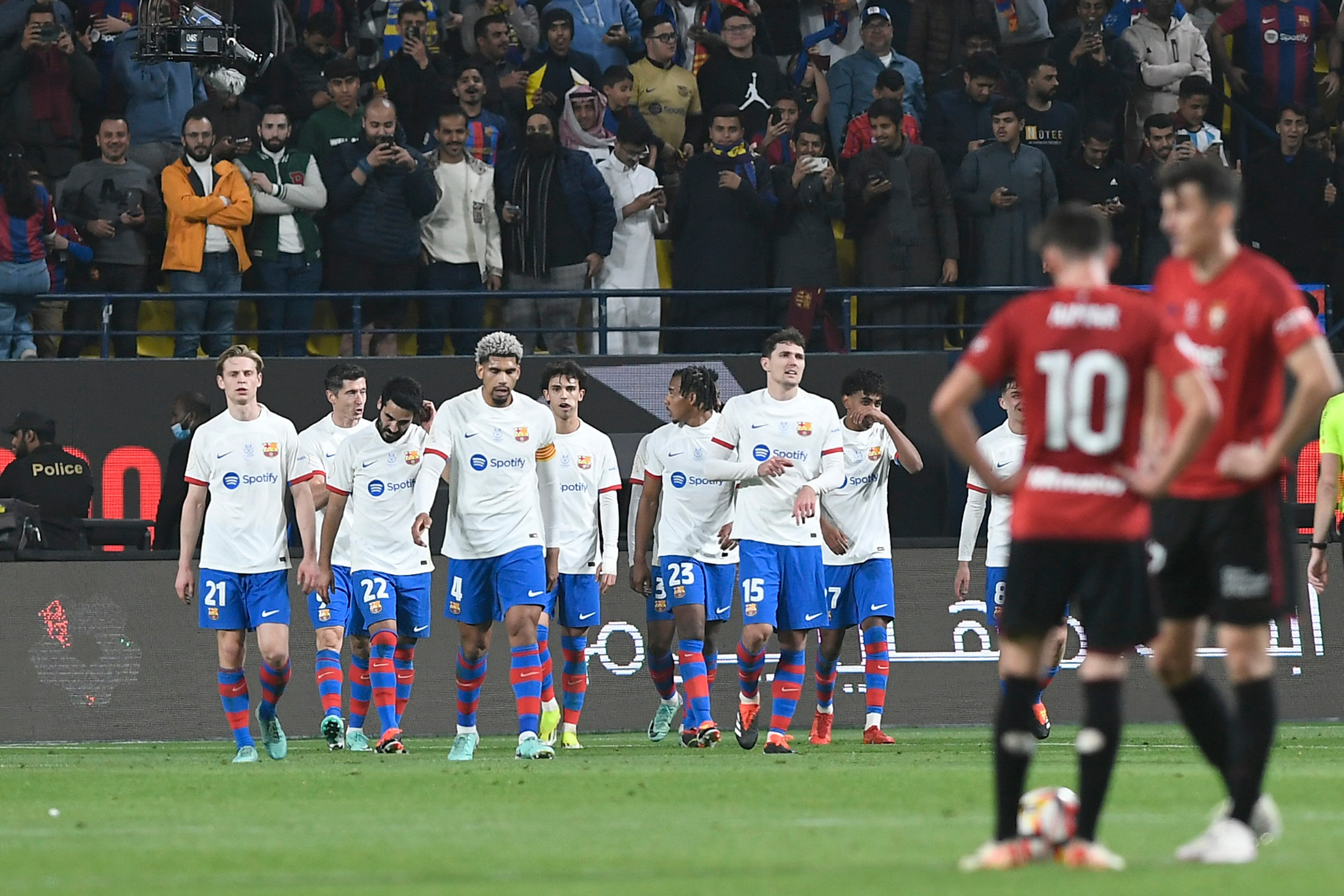 Barcelona vs Osasuna - semifinal de la Supercopa de España