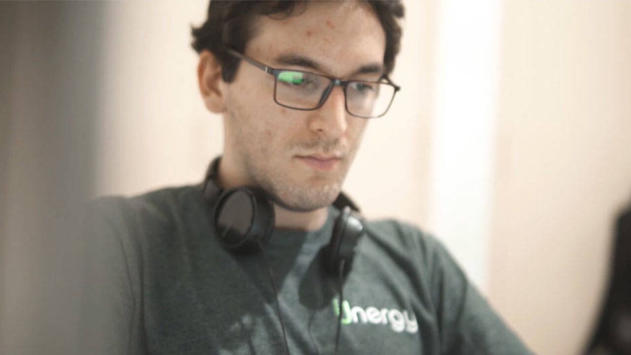 Unergy permite que cualquier persona invierta en los proyectos un monto mínimo de $1.000.000 y reciba una utilidad efectiva anual hasta del 13%.