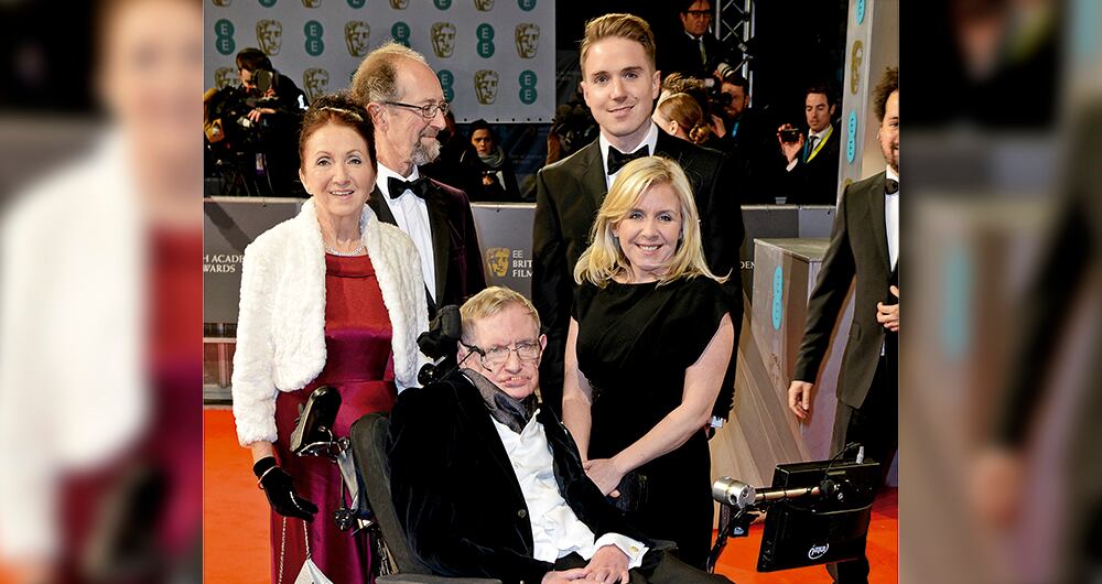 El reconocido físico británico, quien sufría de esclerosis lateral amiotrófica (ELA), murió en 2018.