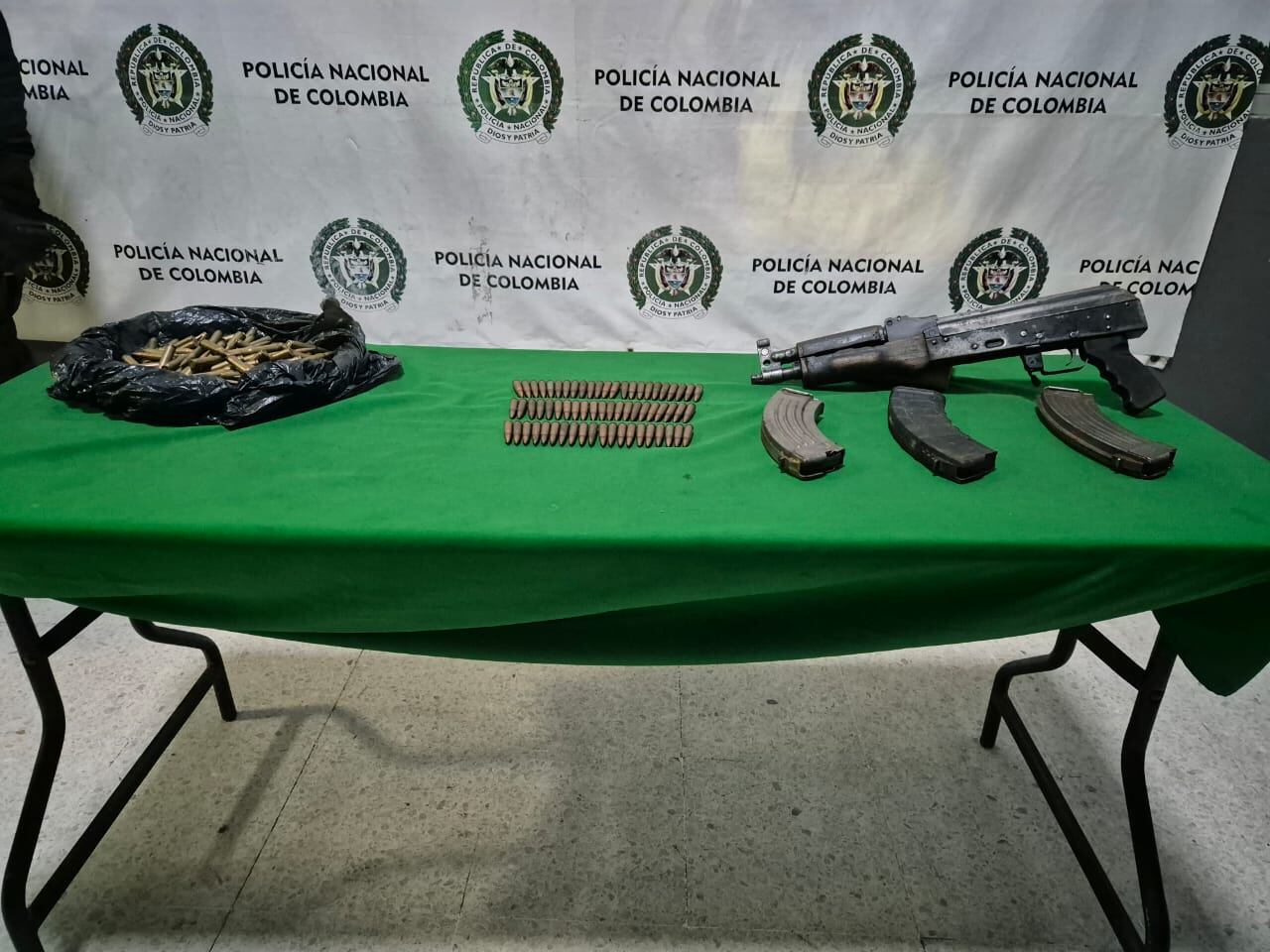 Fusil incautado por la Policía de Barranquilla.