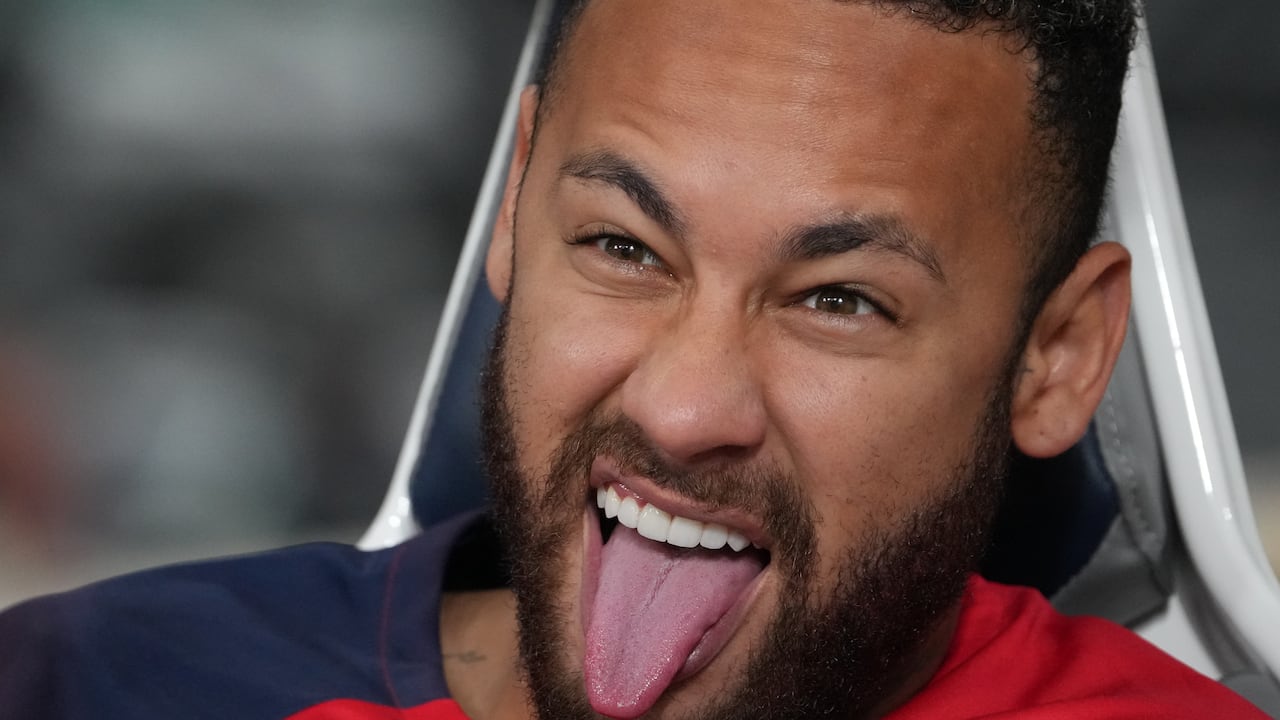 TOKYO, JAPAN - AUGUST 01: Neymar of PSG looks on prior to the pre-season friendly match between Paris Saint-Germain and FC Internazionale on August 01, 2023 in Tokyo, Japan. (Photo by Masashi Hara/Getty Images)