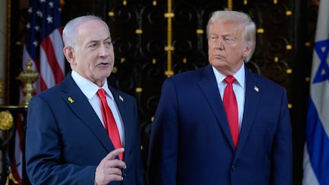 El presidente estadounidense Donald Trump y el primer ministro israelí Benjamin Netanyahu en Mar-a-Lago, en Palm Beach, Florida.