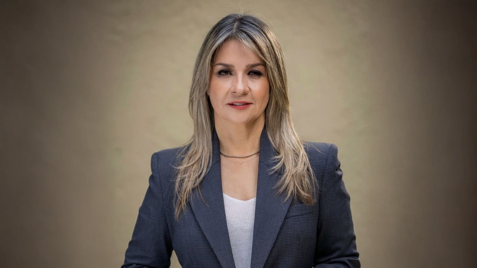 Vicky Dávila campaña Movimiento Valiente