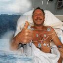 El buzo norteamericano Michael Packard fue tragado por una ballena jorobada, pero logró sobrevivir.