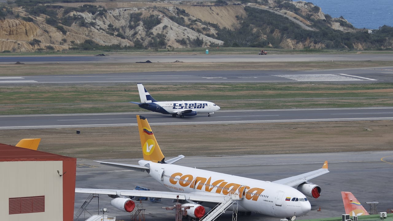 El Aeropuerto Internacional Simón Bolívar de Maiquetía está en La Guaira, la zona más afectada por el doble terremoto en Venezuela.