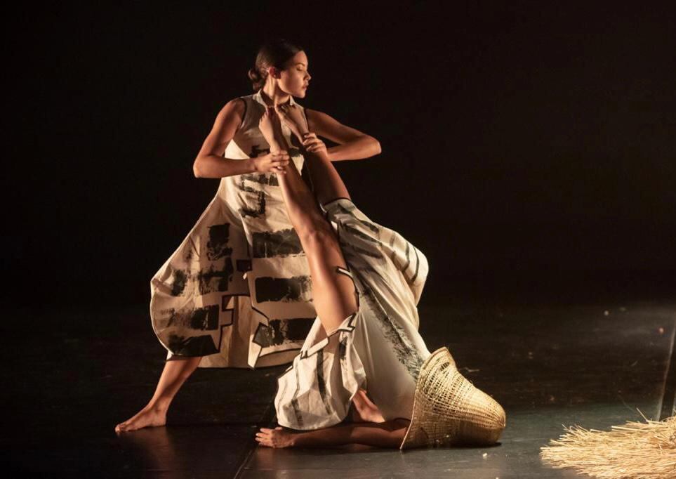 El coreógrafo Álvaro Restrepo y el compositor Diego Vega crearon, junto con la Compañía Cuerpo de Indias, esta pieza inigualable.