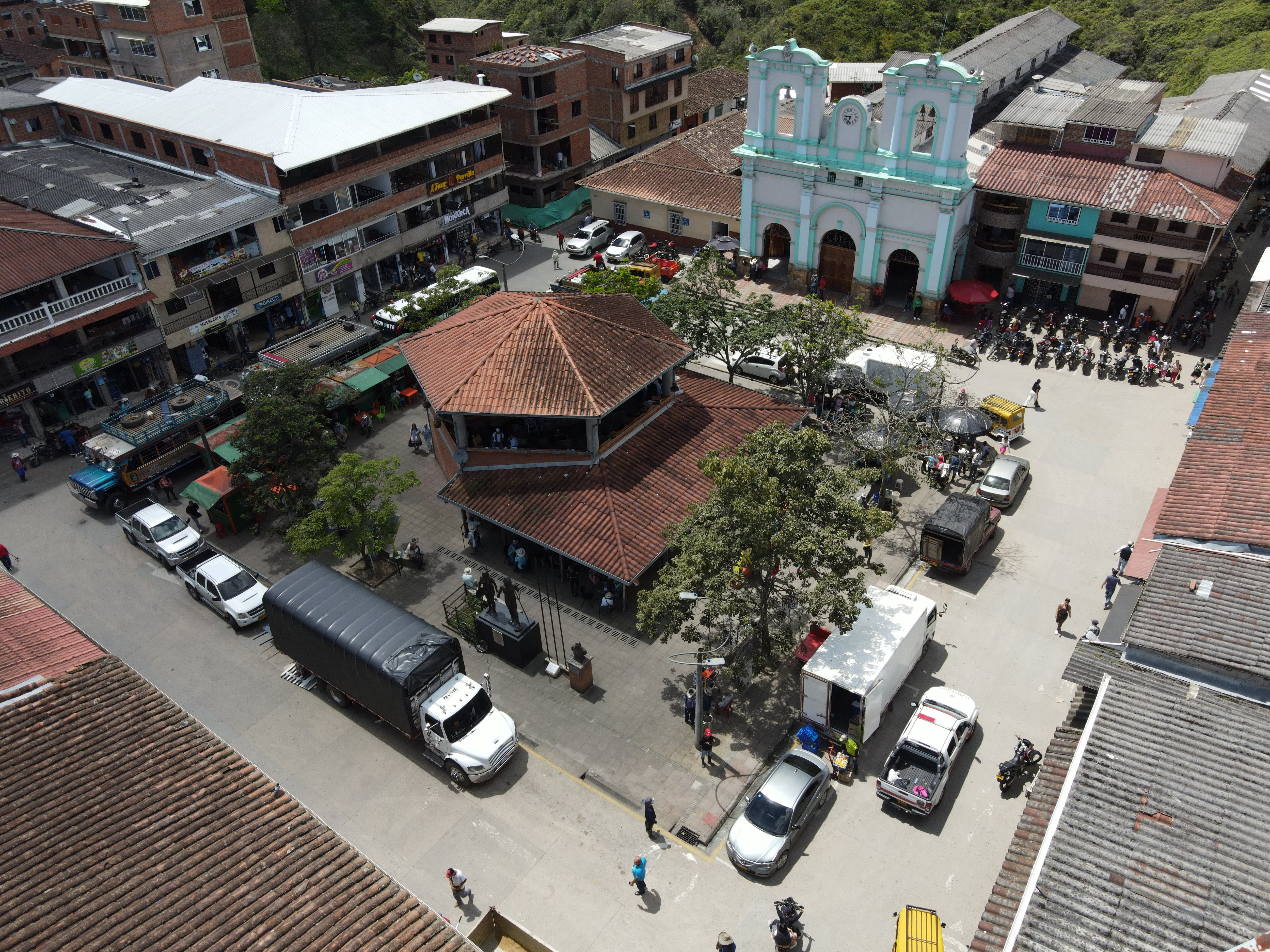Anorí, municipio ubicado en el nordeste de Antioquia, sufre una crisis humanitaria desde el 2 de abril por una incursión del Clan del Golfo.