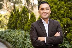 El consejero para las juventudes, Juan Sebastián Arango, explica cómo podrán votar los jóvenes en las elecciones de este domingo.