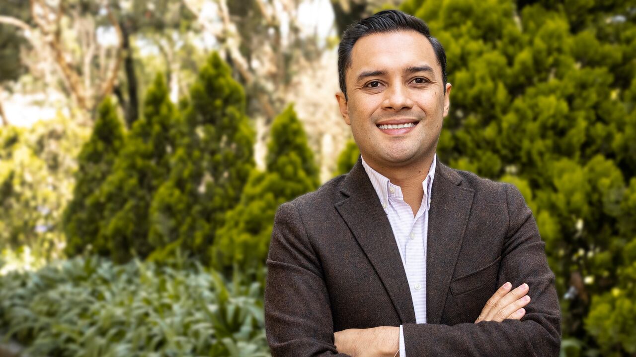 El consejero para las juventudes, Juan Sebastián Arango, explica cómo podrán votar los jóvenes en las elecciones de este domingo.