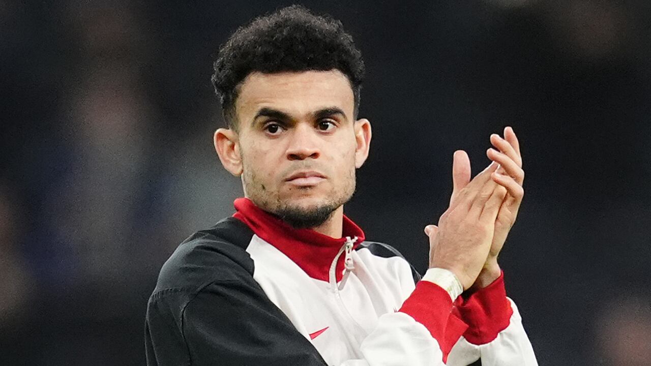 Luis Díaz sigue esperando por la renovación en el Liverpool