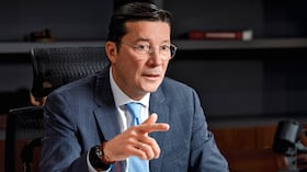 El registrador Hernán Penagos defendió a capa y espada el sistema electoral colombiano. La MOE habló de transparencia en las elecciones del 8 de marzo.