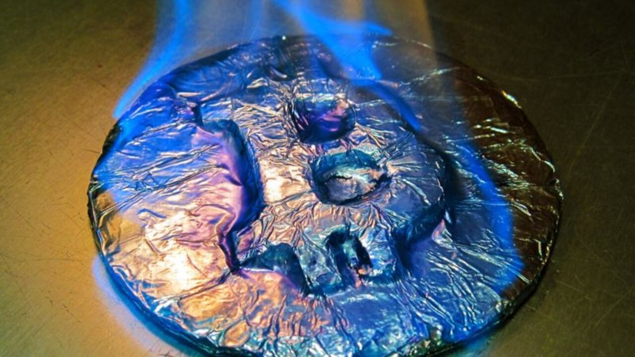 La "teoría del más tonto" - BBC Mundo