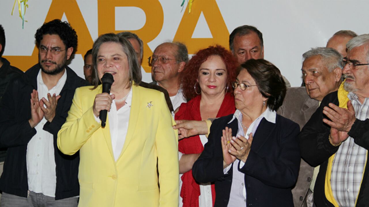 El Polo Democrático se declaró desde ya en oposición a un gobierno de Juan Manuel Santos o de Óscar Iván Zuluaga.