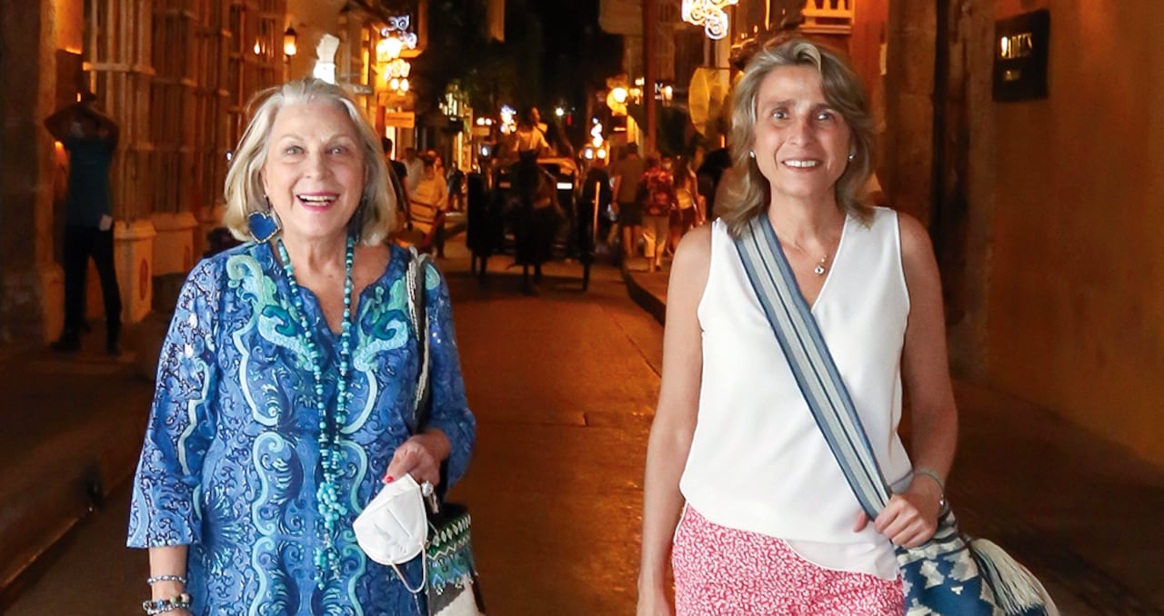 Salomón Finvarb, Claudia Hoyos y Sara Mustafa.