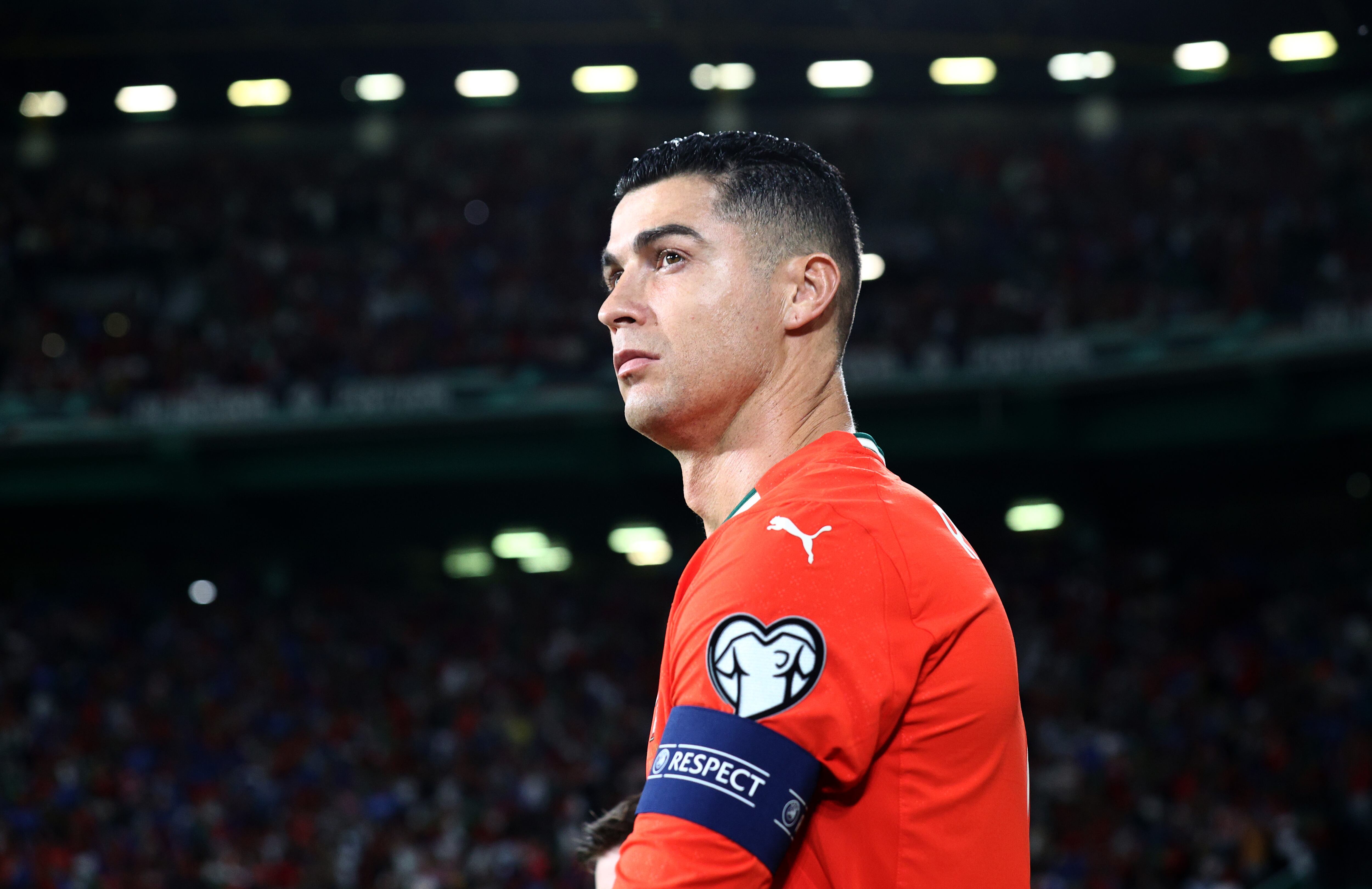 Cristiano Ronaldo, figura con Portugal ante Hungría en eliminatorias europeas.