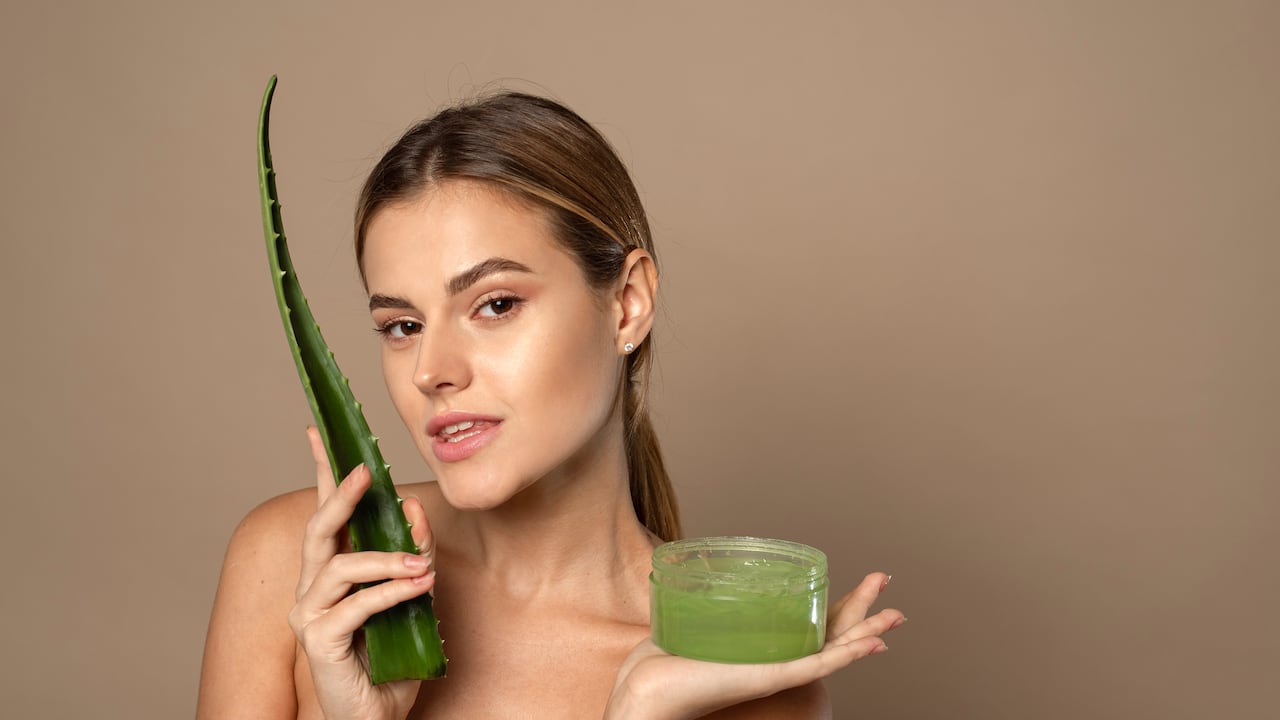 El aloe vera estimula el crecimiento de los tejidos y la regeneración celular