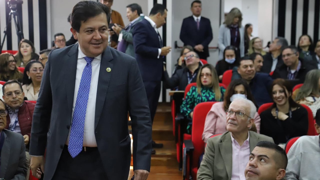 Andrés Castro, personero de Bogotá, en el Foro de Seguridad Ciudadana de la Personería.