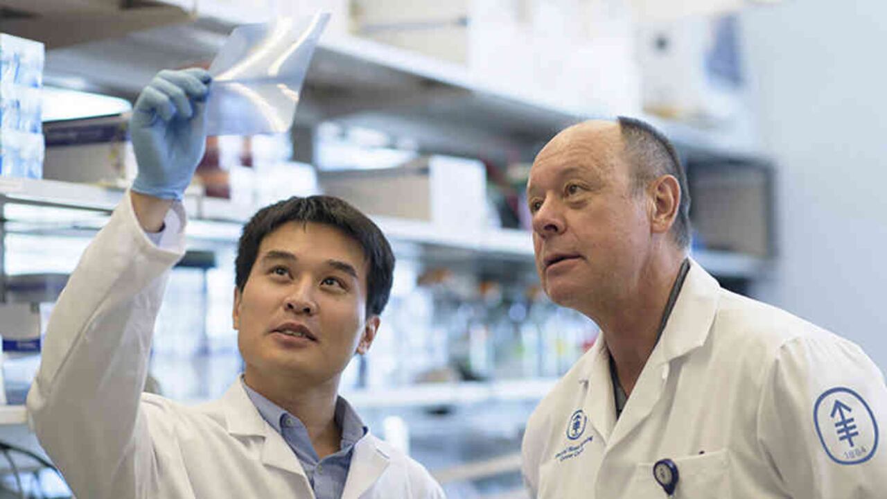 “Me interesa darles la oportunidad a los colombianos que quieren salir al extranjero para desarrollar sus carreras en aspectos de ciencia que no son fáciles allá", Luis Parada.