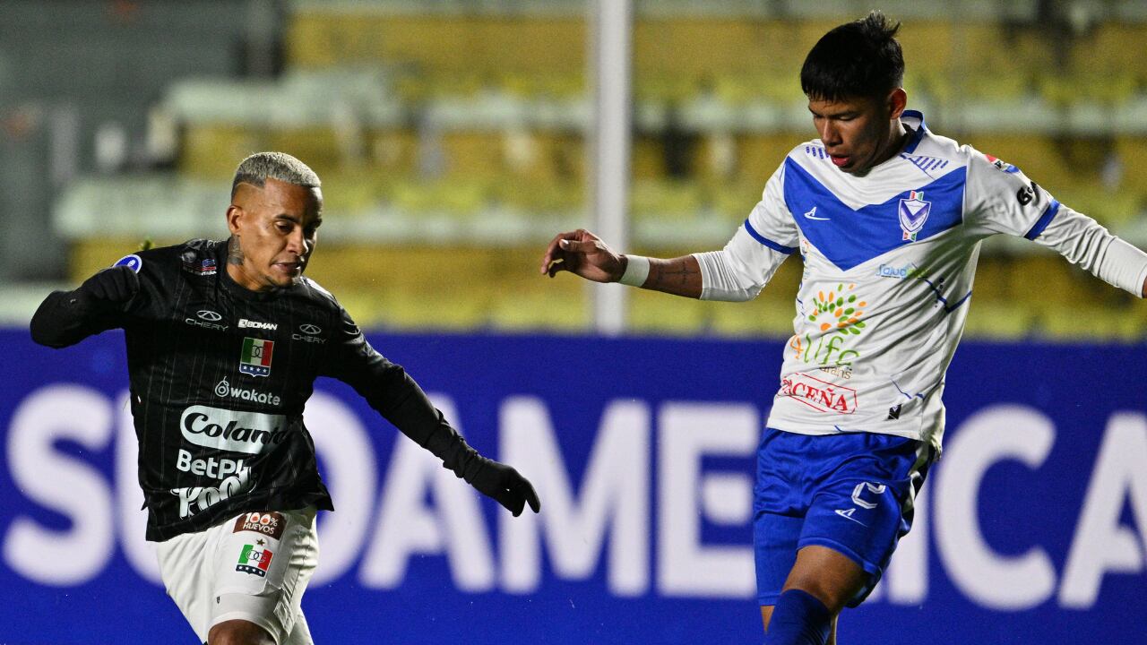 Gualberto Villarroel vs. Once Caldas, por Copa Sudamericana.