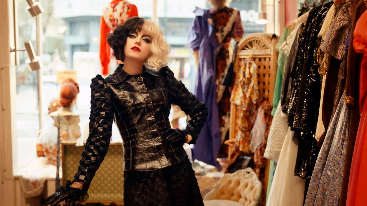 El vestuario de la cinta ya empieza a impactar el mundo de la moda.