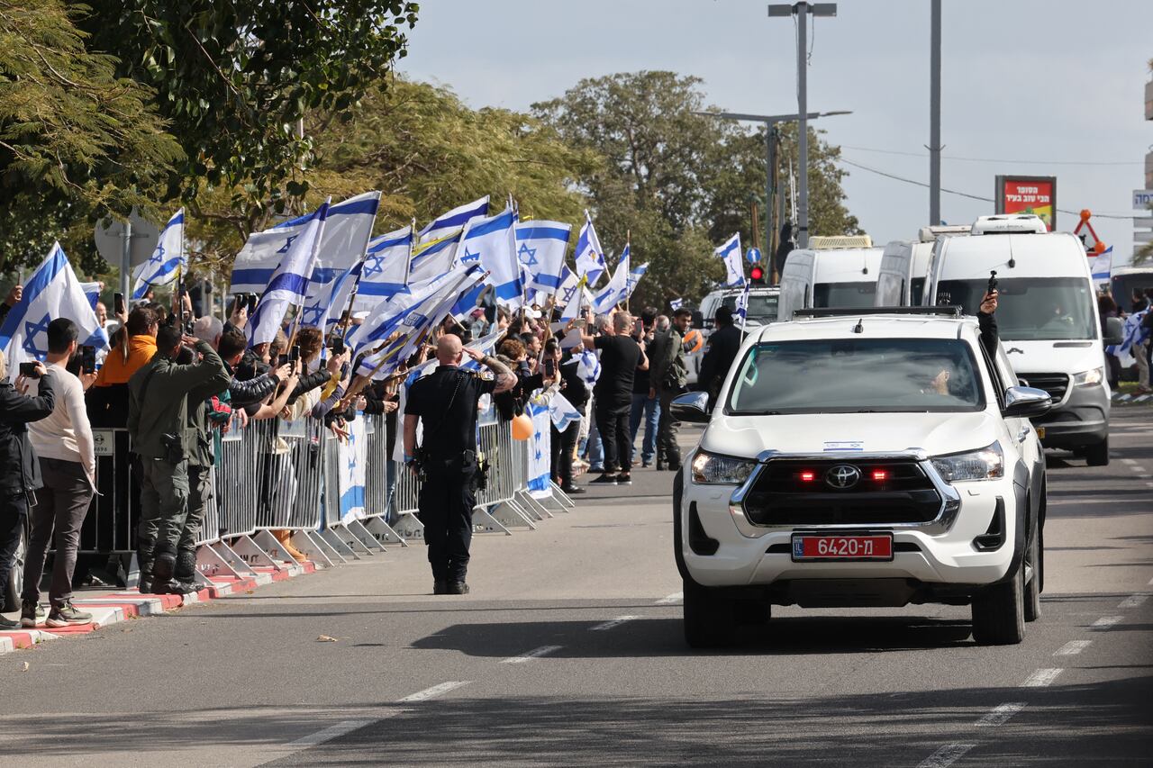 Los cuerpos de los cuatro israelís fueron recibidos en su tierra en medio de llantos y homenajes