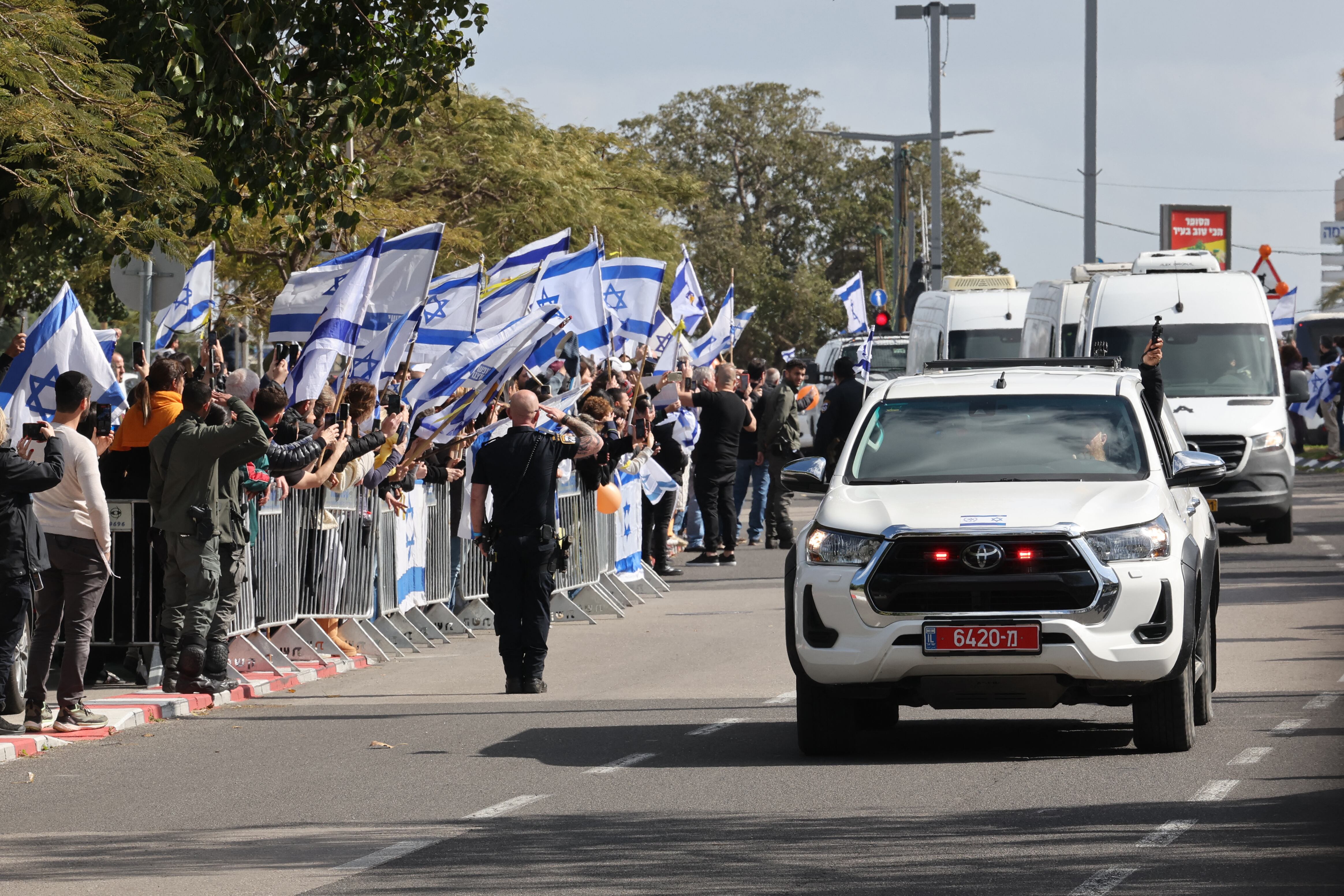 Los cuerpos de los cuatro israelís fueron recibidos en su tierra en medio de llantos y homenajes