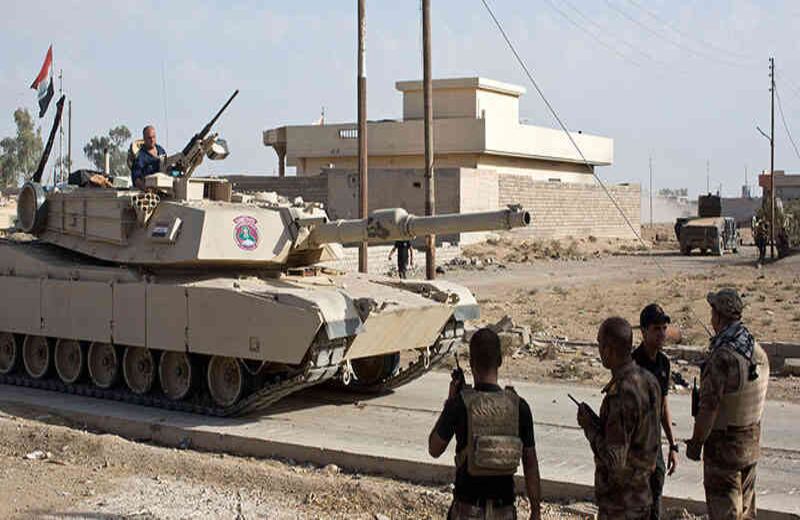 El conflicto en Mosul con el Estado Islámico sigue causando pánico en la ciudad iraquí. Tropas del gobierno de Iraq se desplazan hasta el centro de la ciudad para tomar revancha que tuvieron en 2014 frente a los yihadistas.