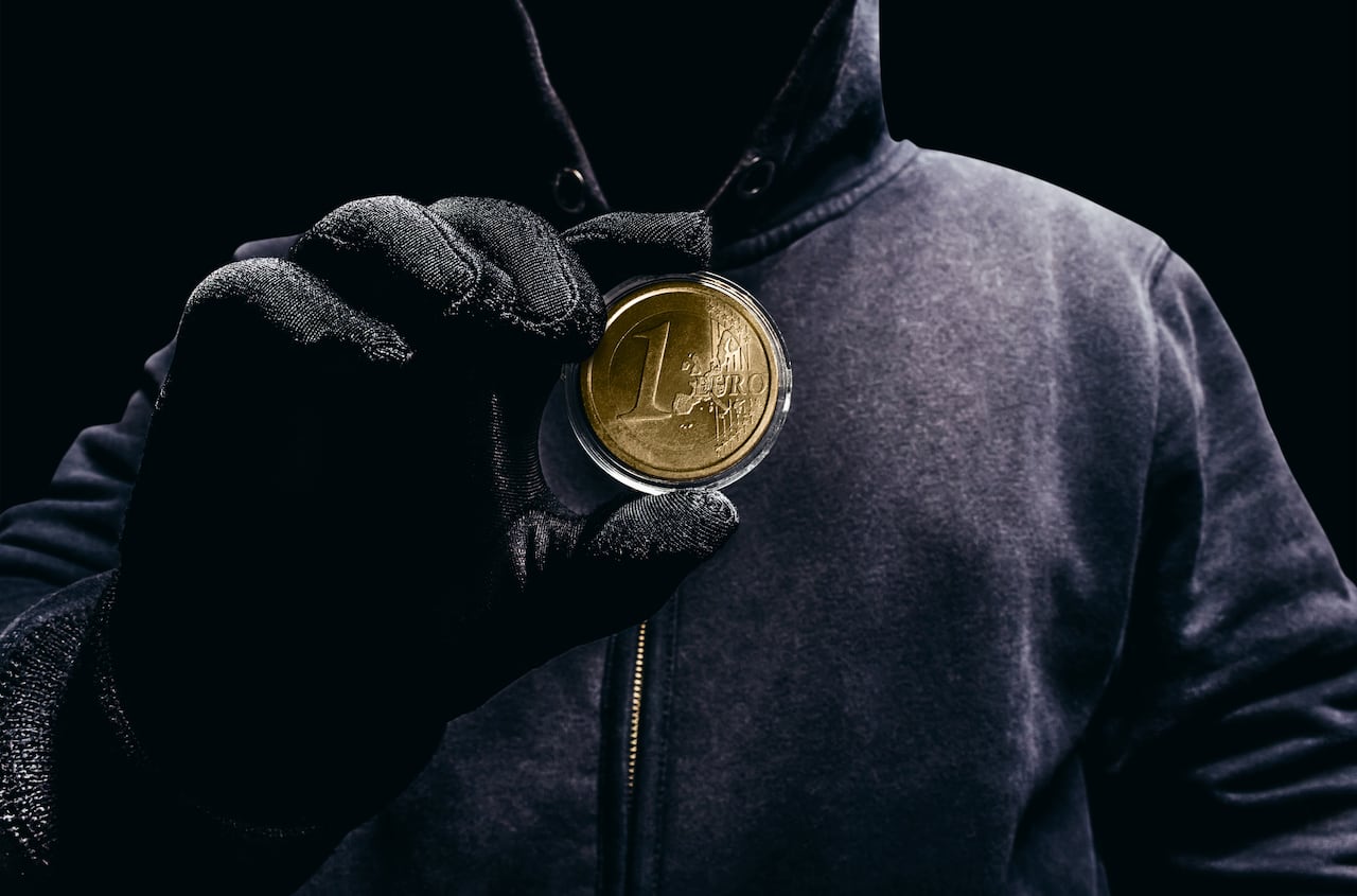 Los nueve sospechosos han sido acusados de más de 19 cargos.