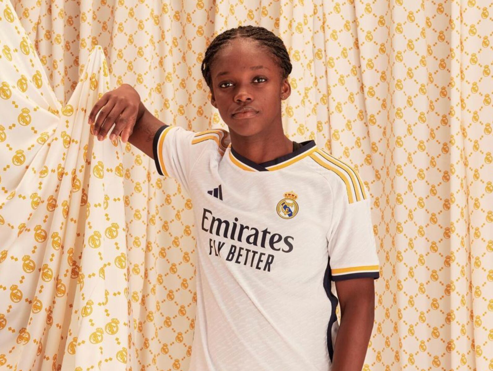 Linda Caicedo fue protagonista en la campaña de la nueva camiseta del Real Madrid.