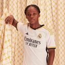Linda Caicedo fue protagonista en la campaña de la nueva camiseta del Real Madrid.