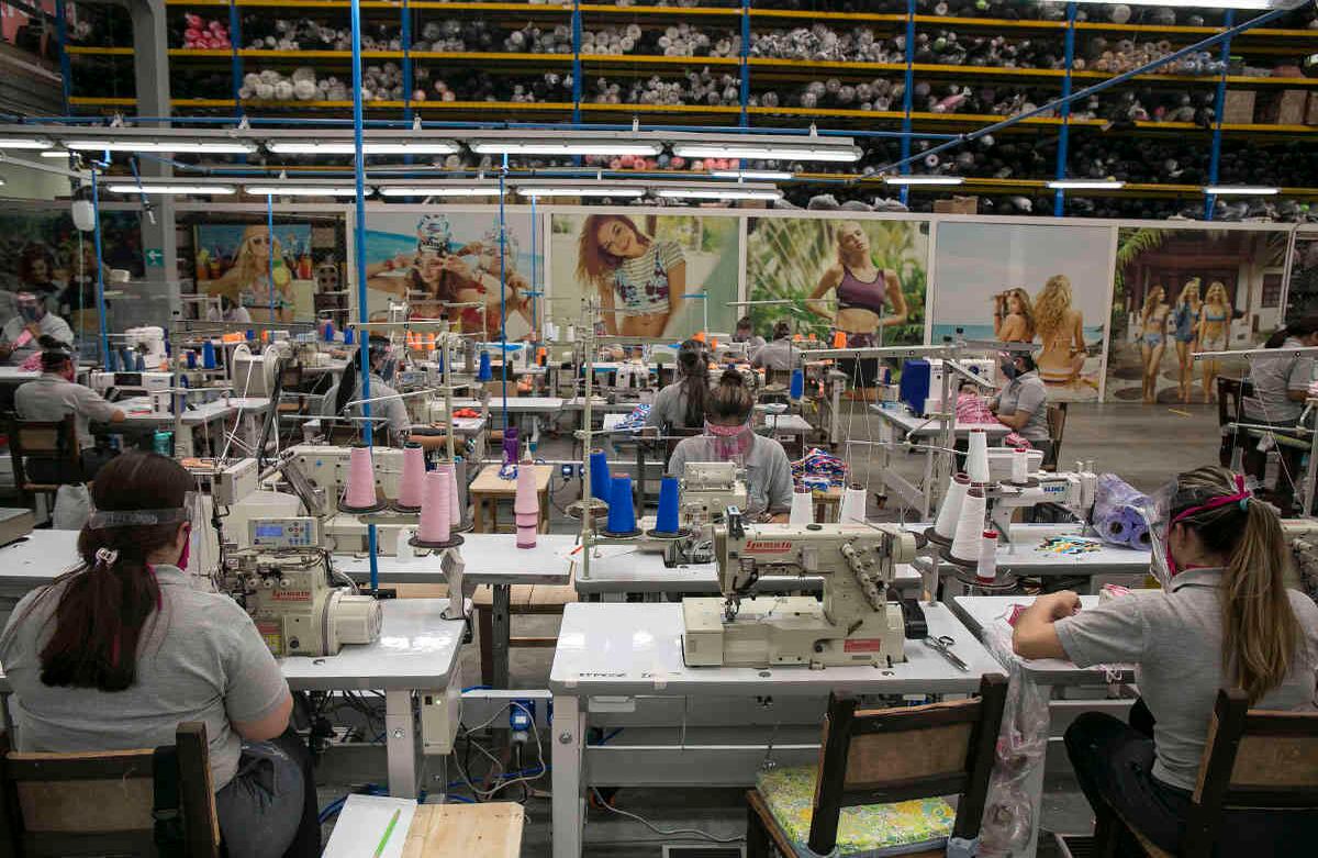 Nada es como antes. Donde trabajaban 200 personas, hoy no hay más de 100. Foto: David Estrada Larrañeta - SEMANA