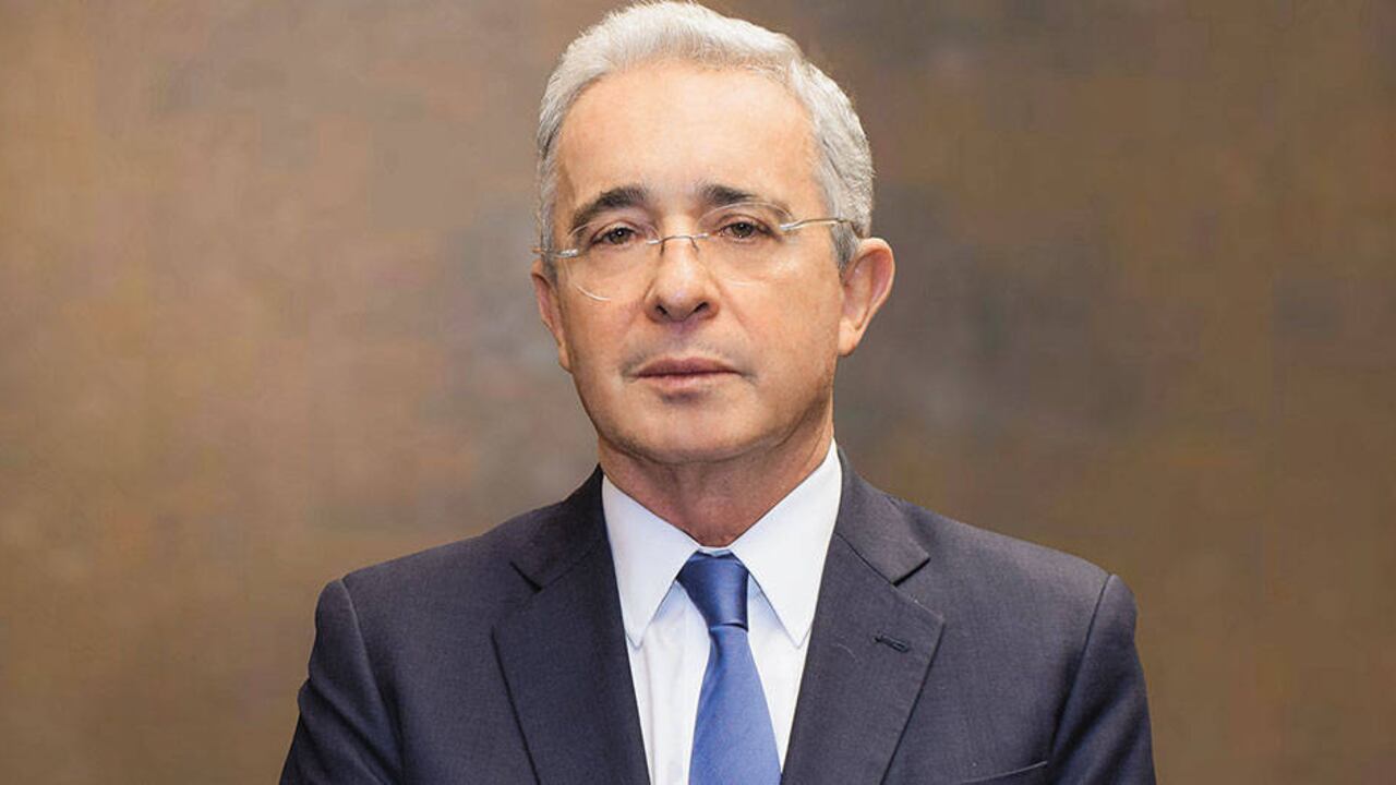 Álvaro Uribe.