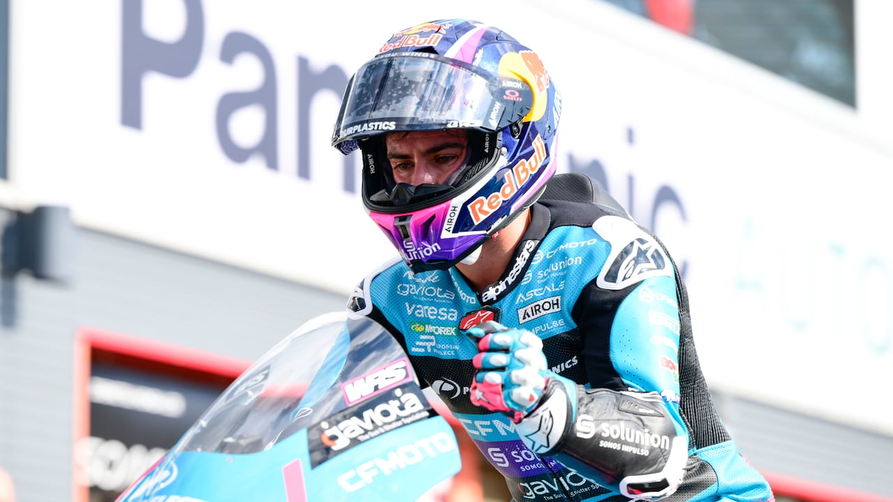 David Alonso tuvo un gran fin de semana en Japón, donde logró buena pole y carrera.