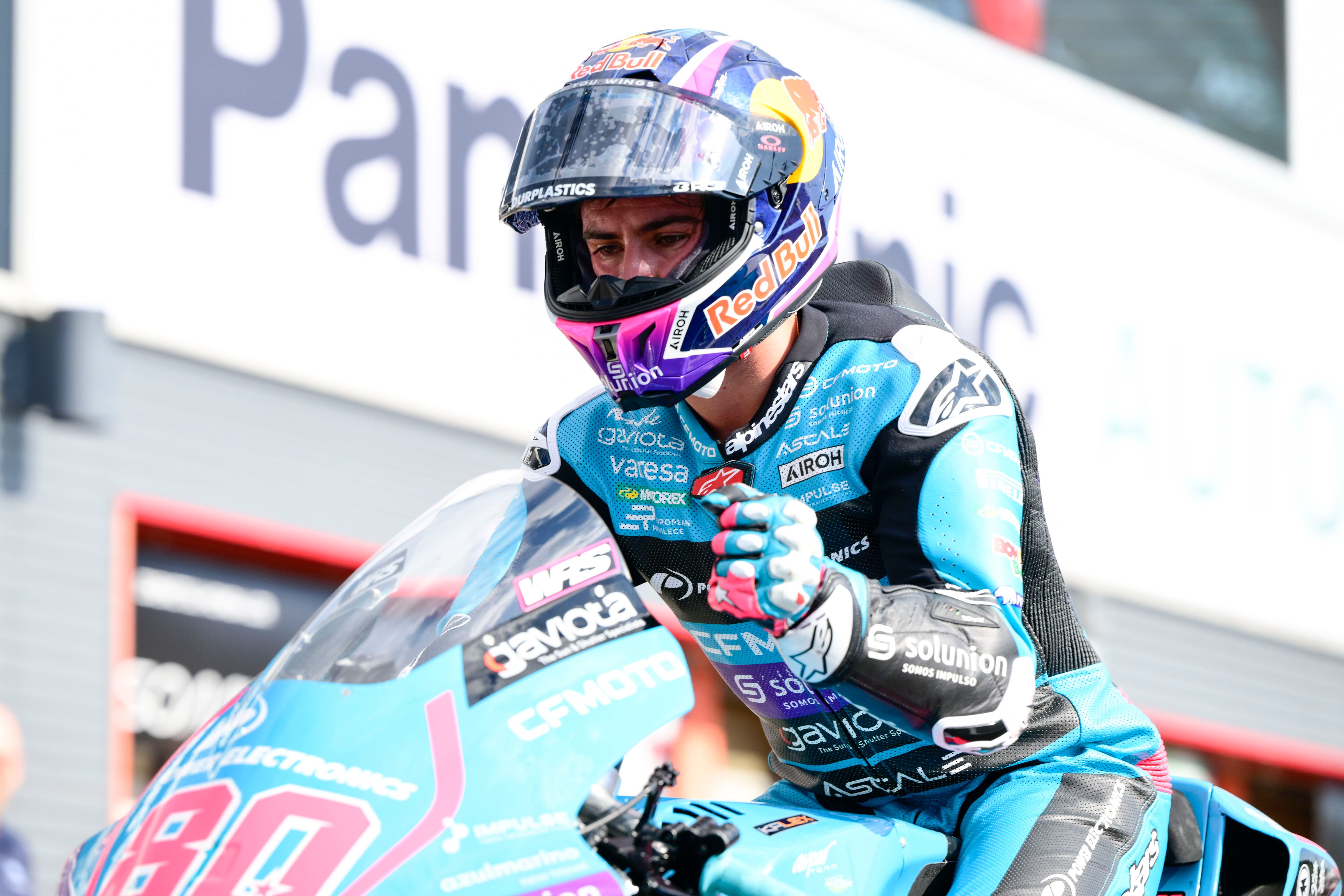 David Alonso tuvo un gran fin de semana en Japón, donde logró buena pole y carrera.