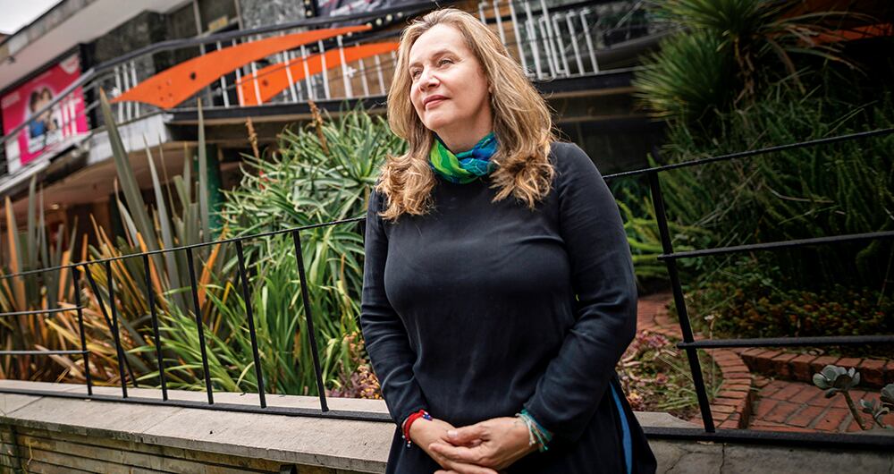 Nacida en Popayán, Alejandra Borrero, hoy de 60 años, estudió Teatro en la Universidad del Valle y aprendió a actuar para cine y televisión al lado de los integrantes del Grupo Caliwood. 