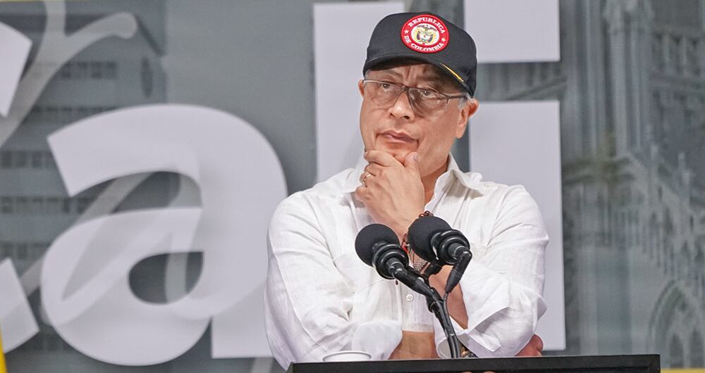 GUSTAVO PETROPresidente